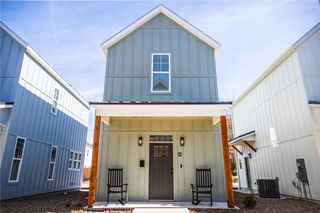 646 W Price Avenue, Springdale, AR 72764