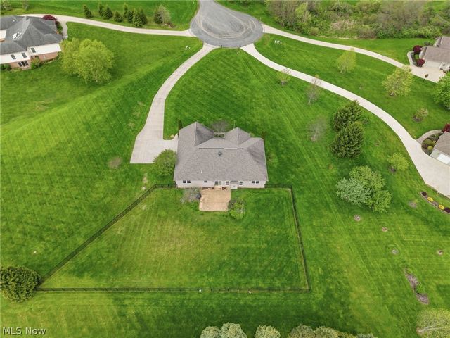 690 Lang Farm Drive, Medina, OH 44256
