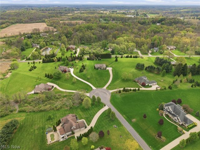 690 Lang Farm Drive, Medina, OH 44256