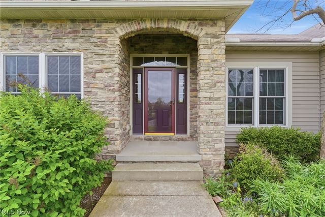 690 Lang Farm Drive, Medina, OH 44256