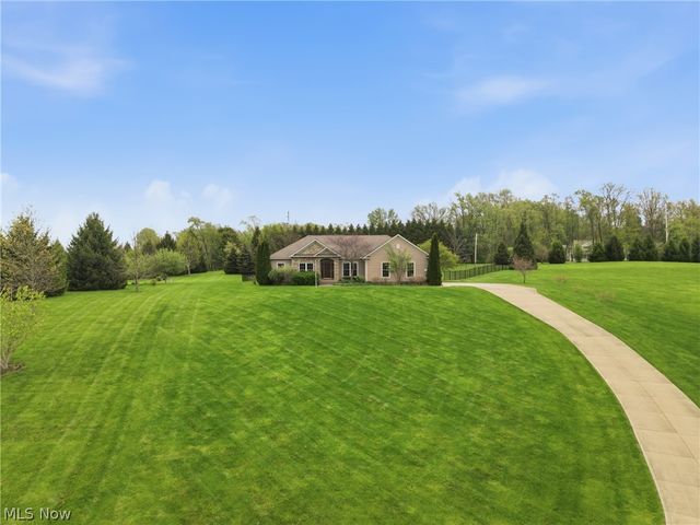 690 Lang Farm Drive, Medina, OH 44256