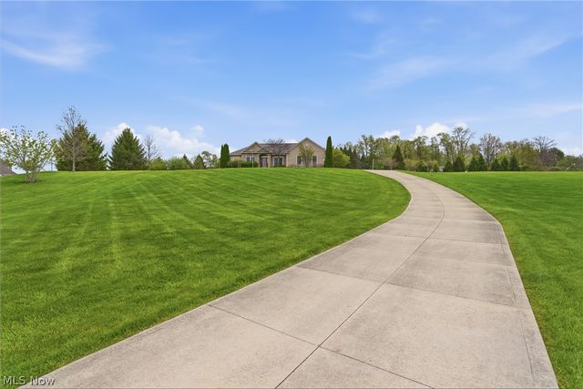 690 Lang Farm Drive, Medina, OH 44256