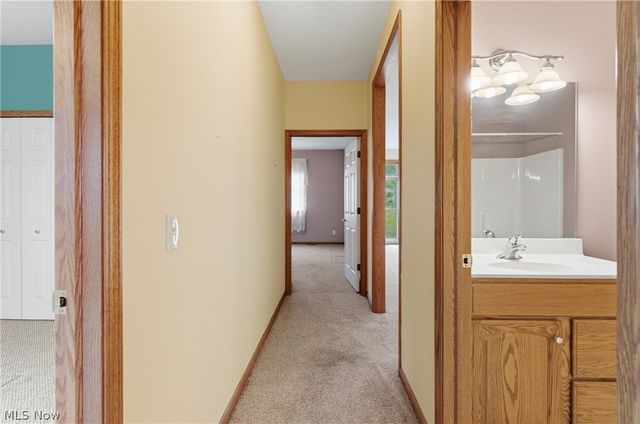 690 Lang Farm Drive, Medina, OH 44256