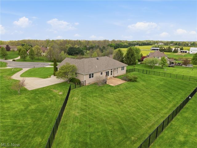 690 Lang Farm Drive, Medina, OH 44256