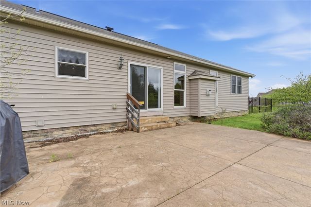 690 Lang Farm Drive, Medina, OH 44256