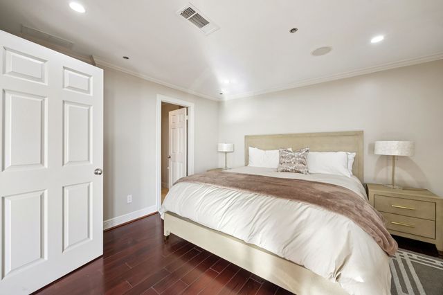 5909 Luther Lane 2105, Dallas, TX 75225