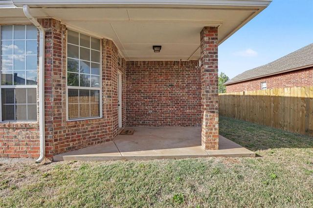 1832 Camden Way, Edmond, OK 73013