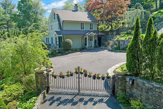 97 Underhill Road, Scarsdale, NY 10583