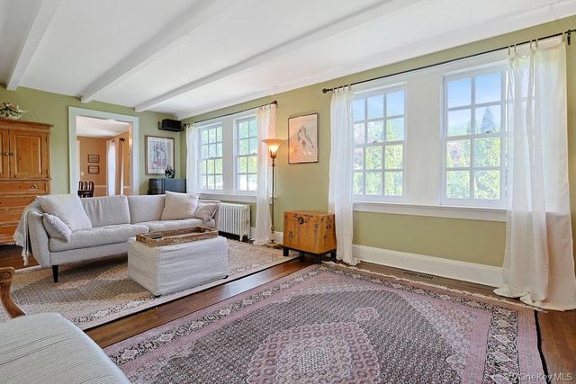 97 Underhill Road, Scarsdale, NY 10583