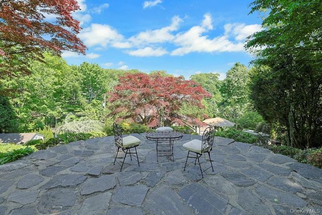 97 Underhill Road, Scarsdale, NY 10583
