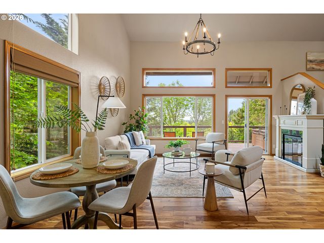 3380 VIDERA Dr, Eugene, OR 97405