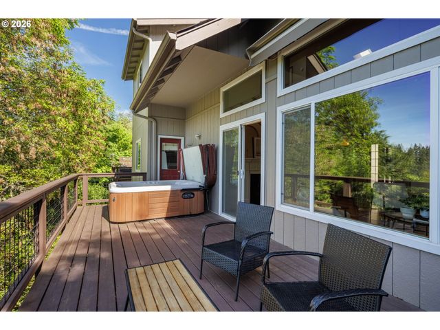 3380 VIDERA Dr, Eugene, OR 97405
