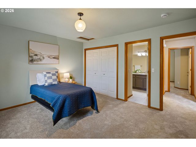3380 VIDERA Dr, Eugene, OR 97405
