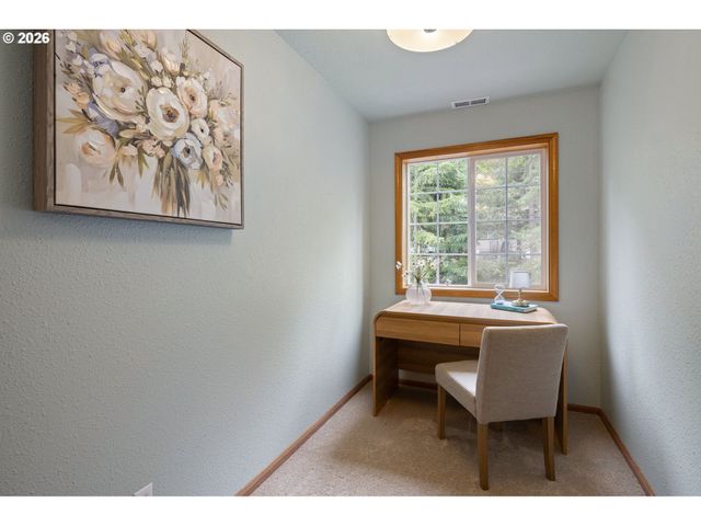 3380 VIDERA Dr, Eugene, OR 97405