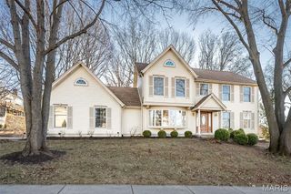 384 Greentrails Drive, Chesterfield, MO 63017