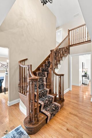1403 W Wigwam Trail, Mount Prospect, IL 60056