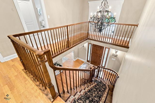 1403 W Wigwam Trail, Mount Prospect, IL 60056