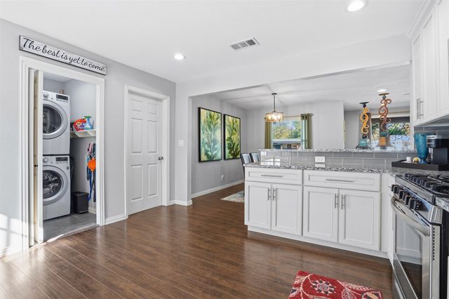 5717 S Wells Circle, Westworth Village, TX 76114