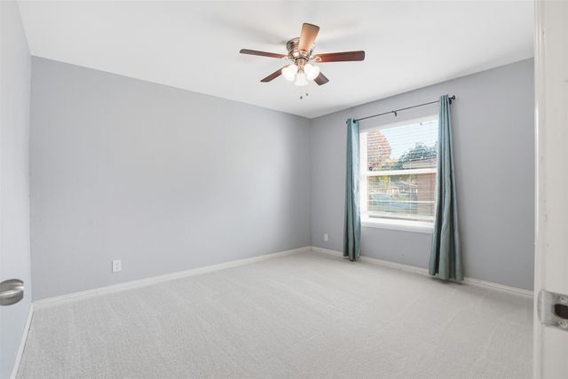 5717 S Wells Circle, Westworth Village, TX 76114