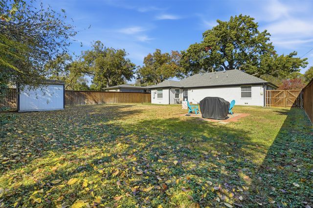 5717 S Wells Circle, Westworth Village, TX 76114