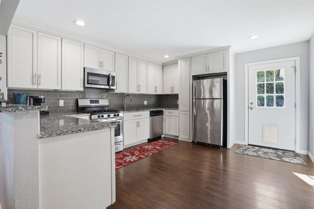 5717 S Wells Circle, Westworth Village, TX 76114