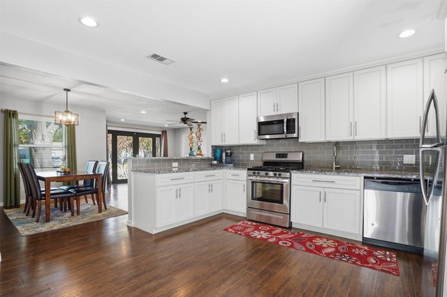 5717 S Wells Circle, Westworth Village, TX 76114