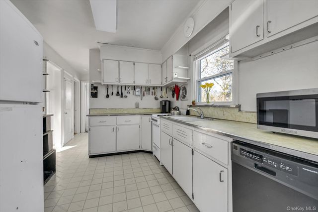 76 Burt Avenue, Northport, NY 11768