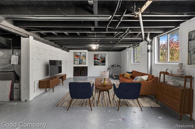 1184 E Troy Street, Ferndale, MI 48220