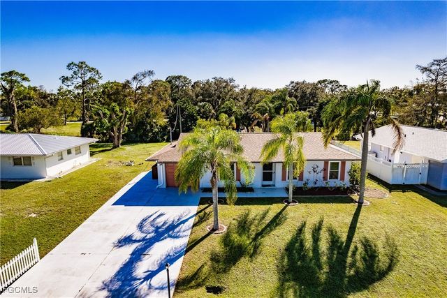 13611 Marquette BLVD, Fort Myers, FL 33905