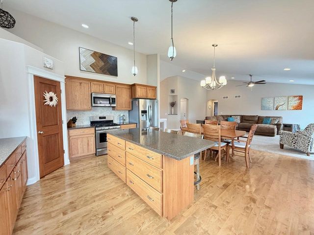 4380 Scenic View Road, Windsor, WI 53598