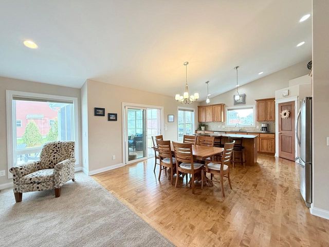 4380 Scenic View Road, Windsor, WI 53598