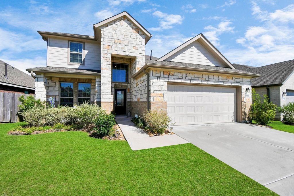 732 Willow Harbor Lane, La Marque, TX 77568