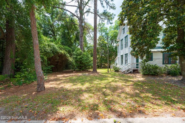 306 Lee Avenue, Waycross, GA 31501