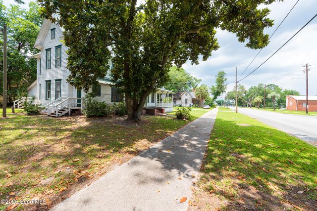 306 Lee Avenue, Waycross, GA 31501