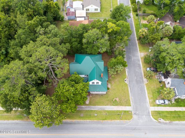 306 Lee Avenue, Waycross, GA 31501