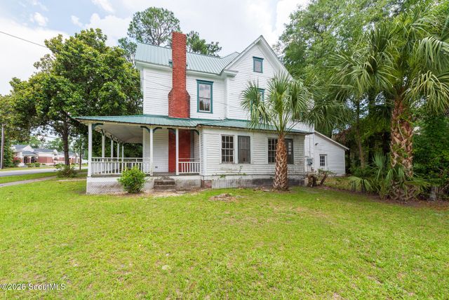306 Lee Avenue, Waycross, GA 31501