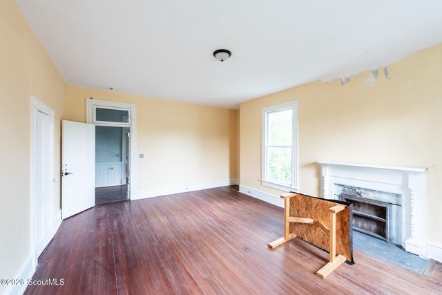 306 Lee Avenue, Waycross, GA 31501