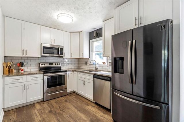 80 Knight Drive, Mcdonough, GA 30252