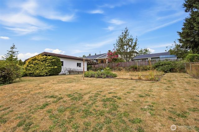 16262 15th Avenue SW, Burien, WA 98166