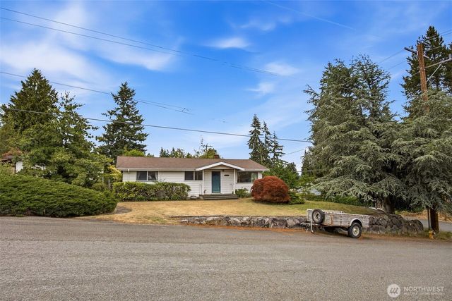 16262 15th Avenue SW, Burien, WA 98166