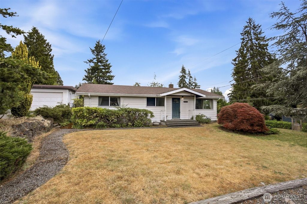 16262 15th Avenue SW, Burien, WA 98166