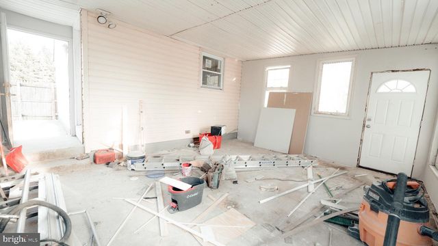 3 PARKER AVE, Burlington, NJ 08016