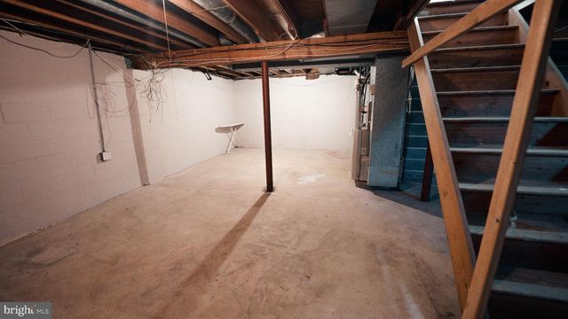 3 PARKER AVE, Burlington, NJ 08016