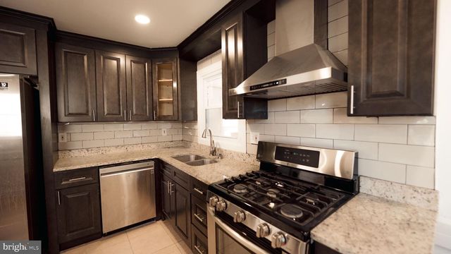 3 PARKER AVE, Burlington, NJ 08016