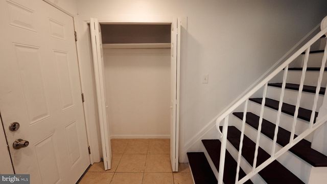 3 PARKER AVE, Burlington, NJ 08016