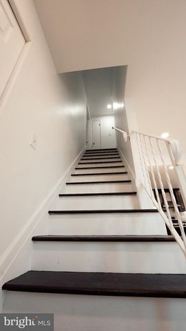 3 PARKER AVE, Burlington, NJ 08016