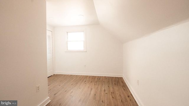 3 PARKER AVE, Burlington, NJ 08016