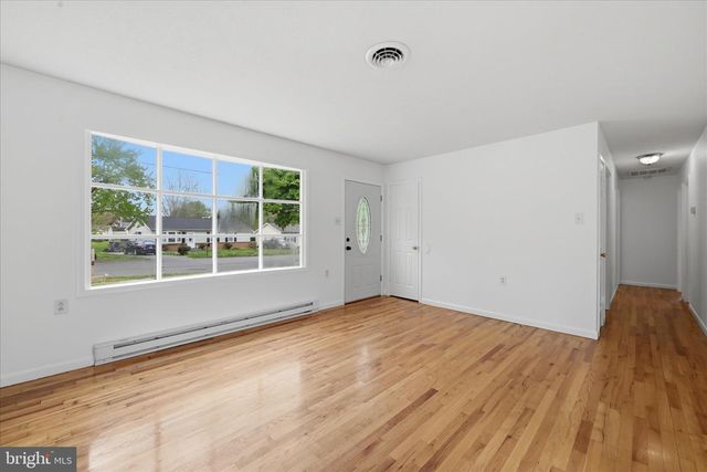 608 DUNLAP ST, Winchester, VA 22601