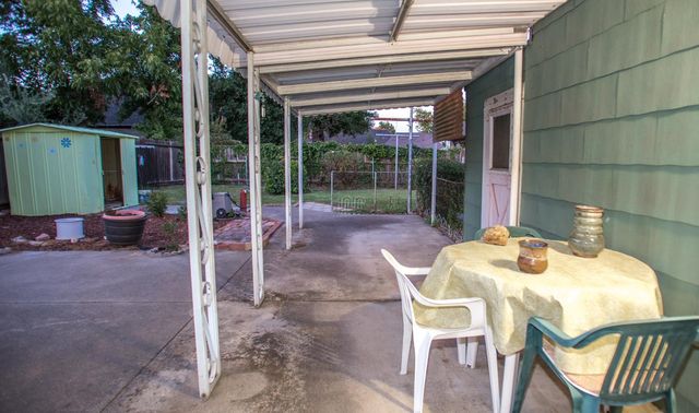 4417 E St, Sacramento, CA 95819