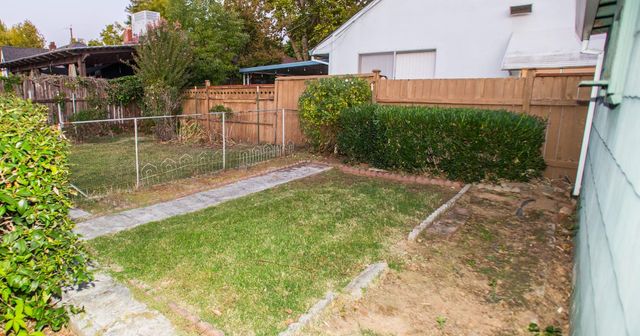 4417 E St, Sacramento, CA 95819